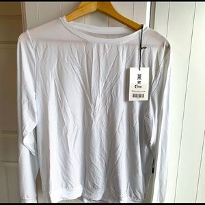 White long sleeve Zyia top